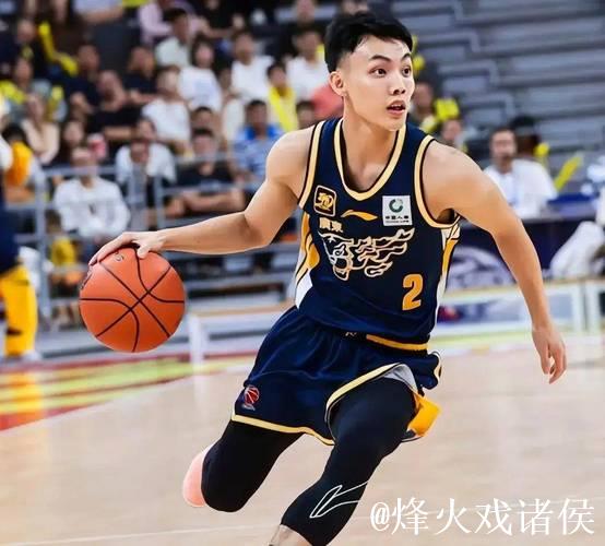 CBA-徐杰17+9萨林杰17+10 广东97-94力克广州